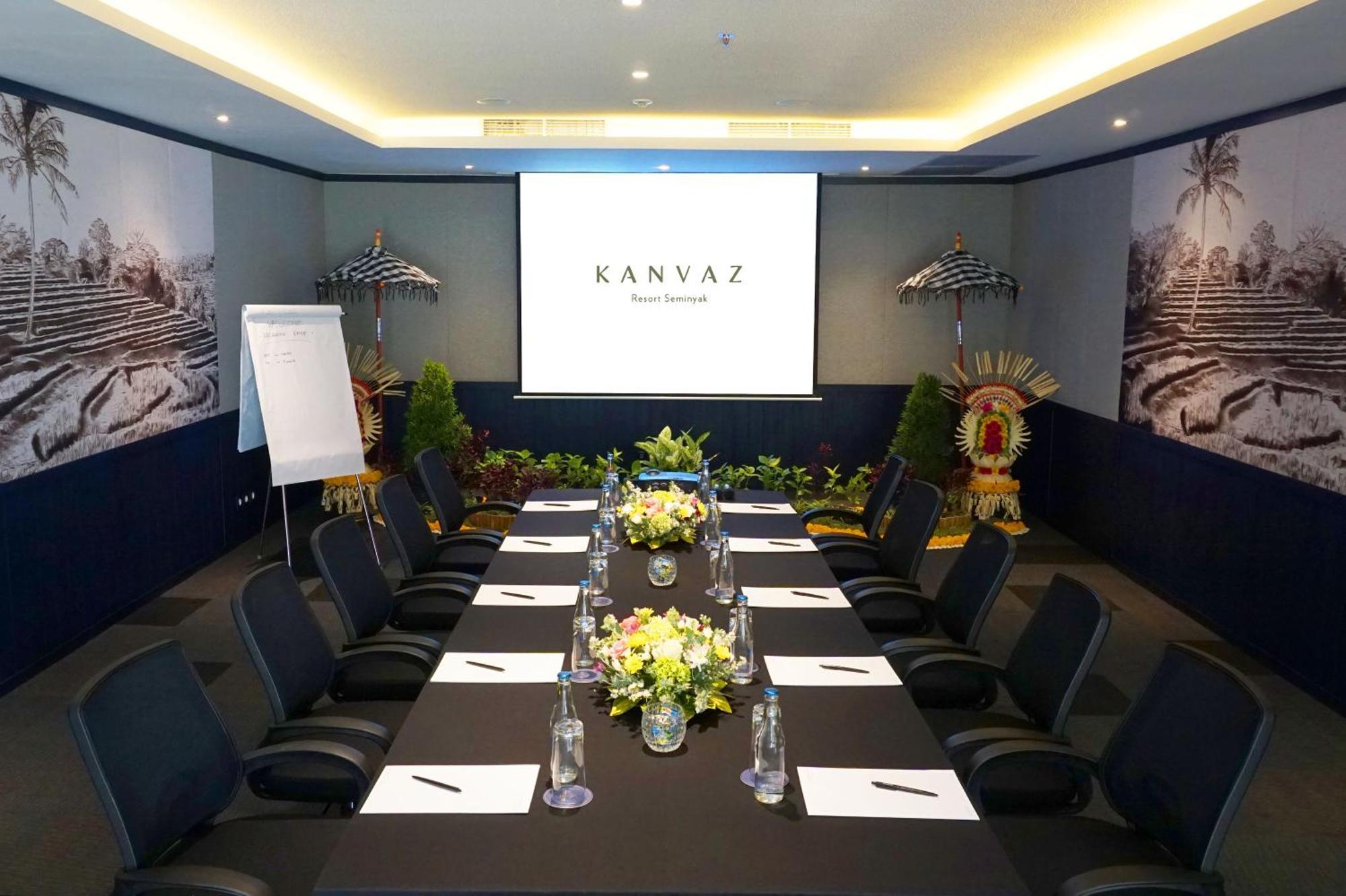 Kanvaz Village Resort Seminyak Екстериор снимка