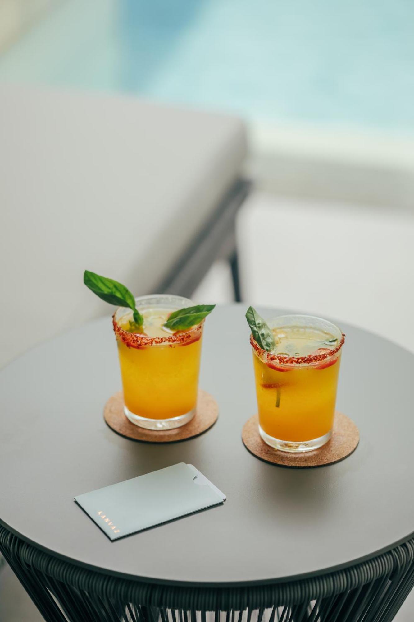 Kanvaz Village Resort Seminyak Екстериор снимка